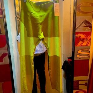 NEW Nike Running Tight Fit Size XS